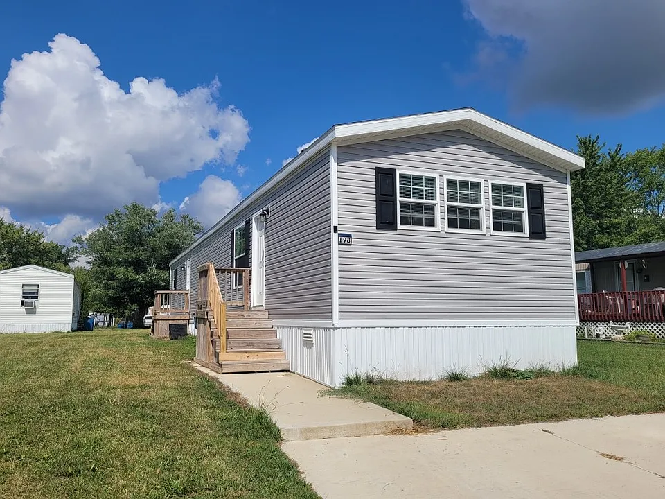 2801 S Stone Rd #198