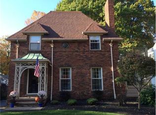 20606 Morewood Pkwy, Rocky River, OH 44116