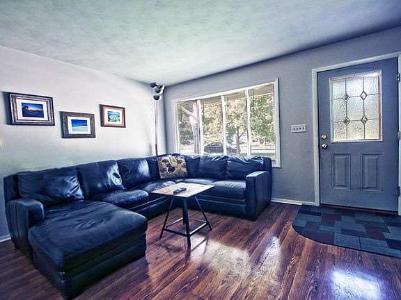 2nd image of 52070 Winding Waters Ln #L