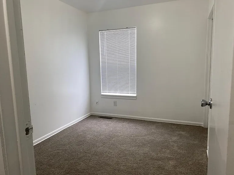 501 Stanfield Ave #501 — Photo 5