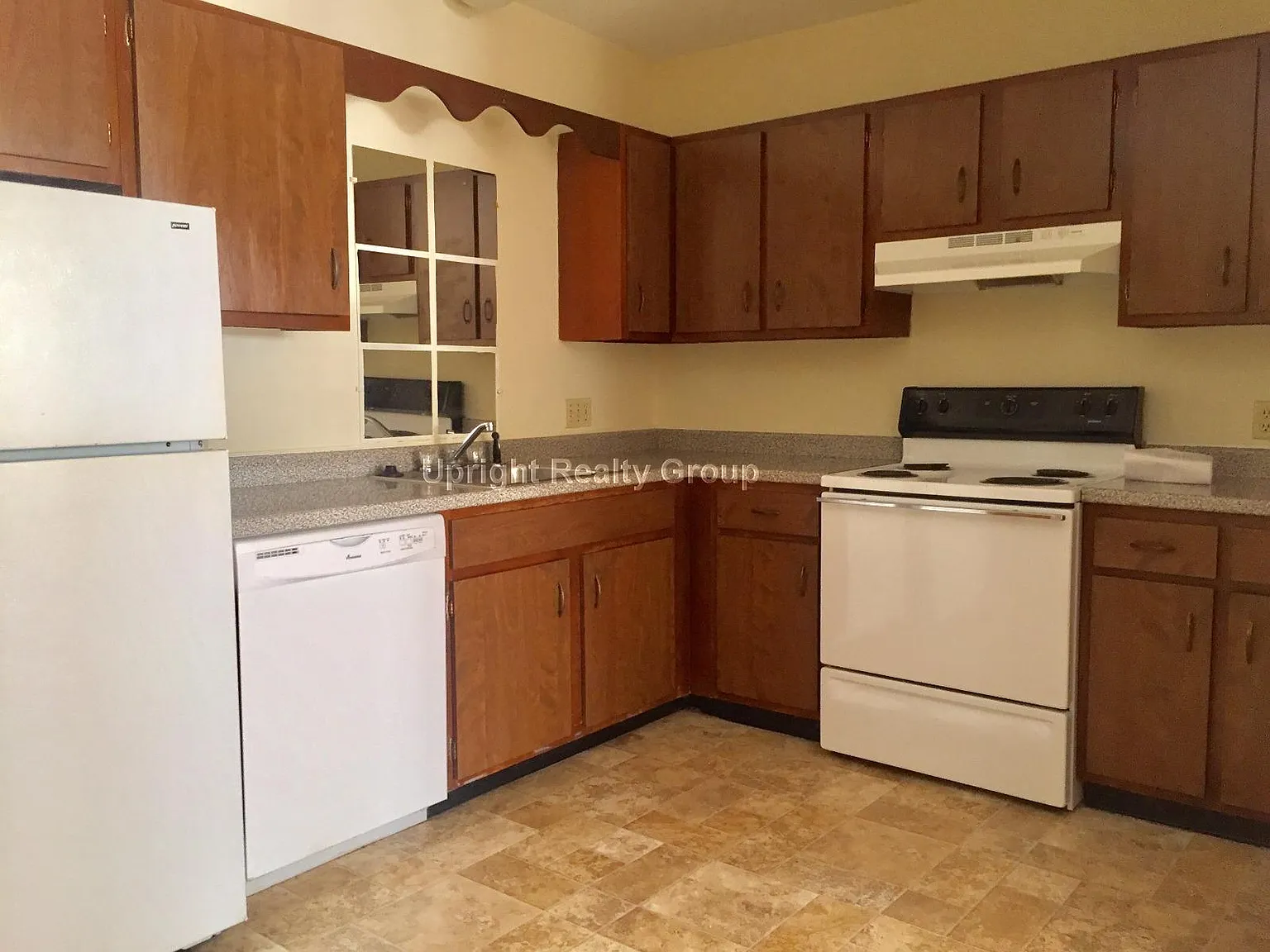 2 bed, 1.0 bath, 1000 sqft, $1,795 — Photo 1
