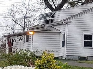 6 Privilege Rd, Bloomfield, CT 06002