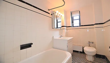 Rented by Manhattan Realty Group