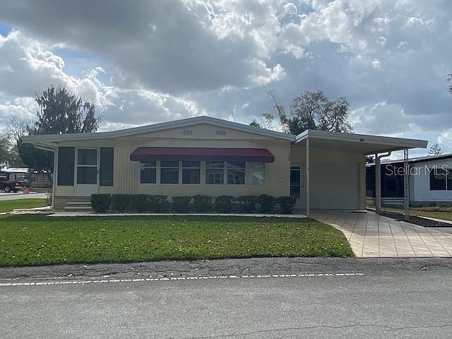 1st image of 100 Honeysuckle Dr
