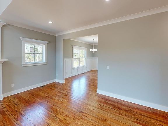 3rd image of 2718 22nd St