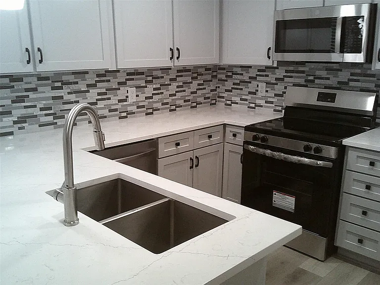 13427 Garden Grv #ST750 — Photo 21