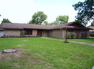 1427 Kingstree Ln, Houston, TX 77058