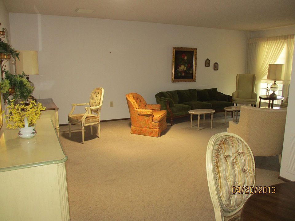 1st image of 10527 W Wheatridge Dr