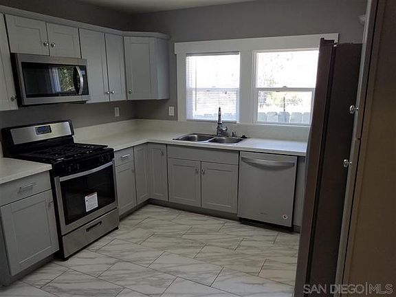 3rd image of 3041 F St #A