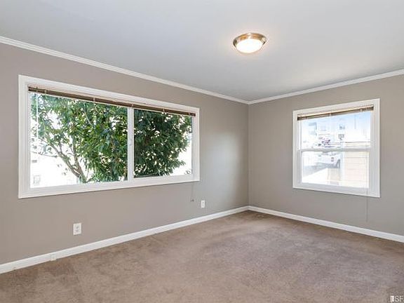 4th image of 1002 Russia Ave