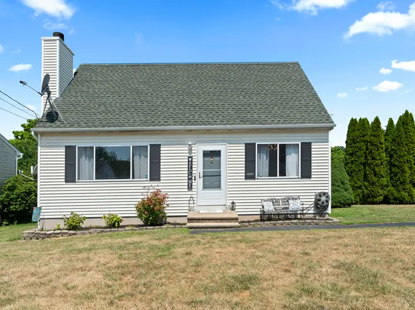 63 Pondview Terrace, East Haven, CT 06512