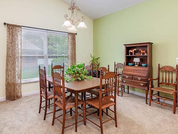 3rd image of 122 Millwood Village Dr
