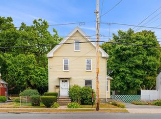 44 Lynn St, Peabody, MA 01960