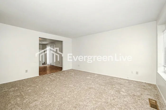 4783 Taylorsville Rd — Photo 3