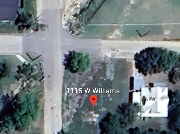 1115 W Williams St, Breckenridge, TX 76424