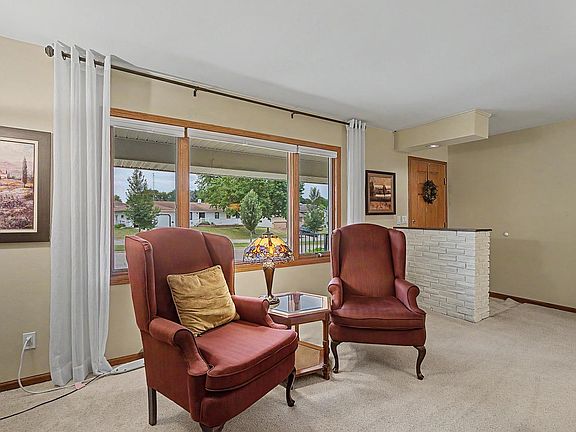 4th image of 409 27th St