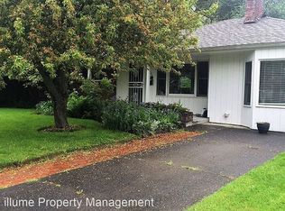 2100 SW Knollcrest Dr, Portland, OR 97225