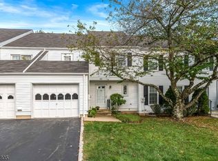 53 Hampshire Dr, Mendham, NJ 07945