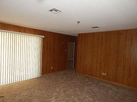 2nd image of 312 E Young Ave