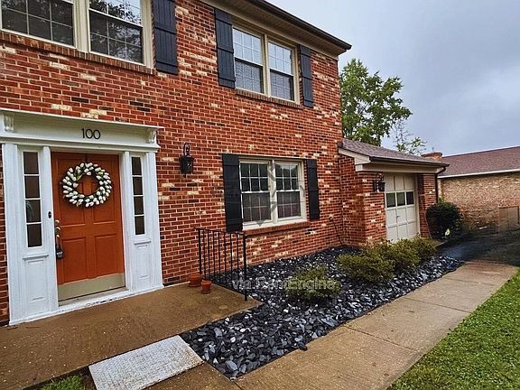 3rd image of 100 Kendallwood Dr