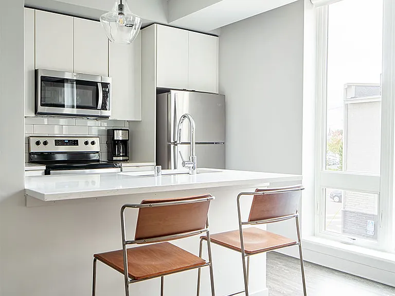 Luna Apartments — Photo 81