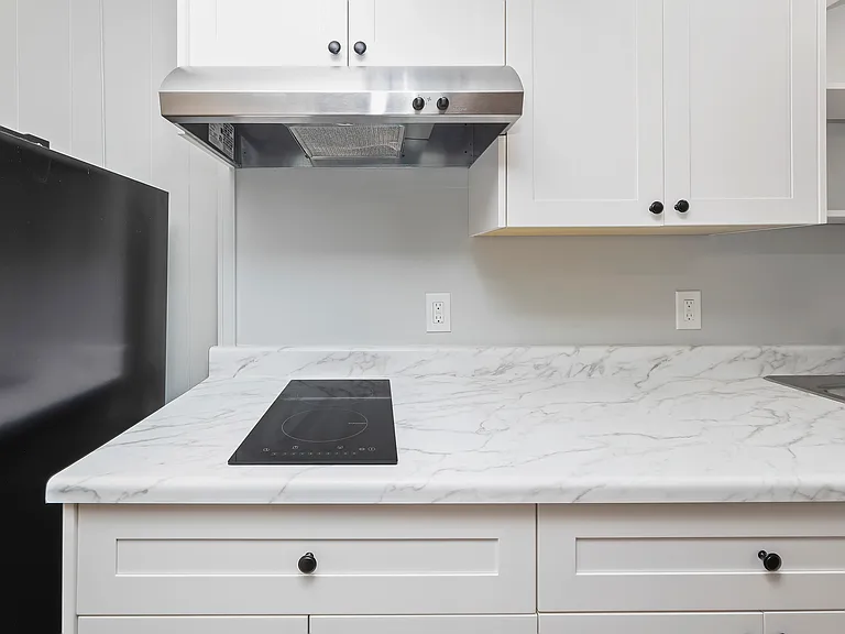 Town Center Apartments — Photo 17
