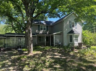 38305 E Faulkenberry Rd, Lone Jack, MO 64070
