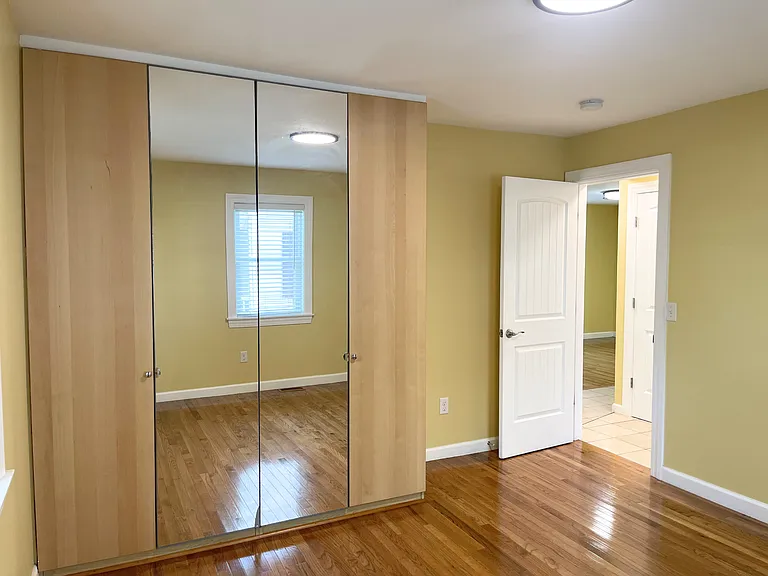 17 Proctor St #1 — Photo 15