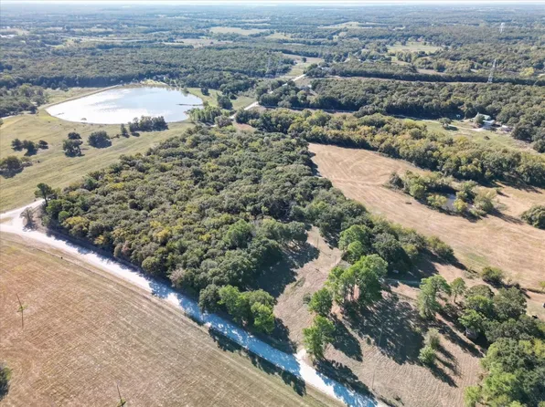 4 County Road 220, Gainesville, TX 76240