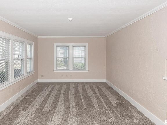4th image of 1024 20th Ave