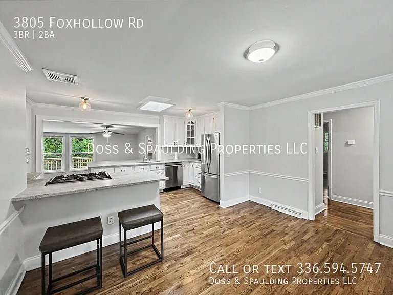 3805 Foxhollow Rd — Photo 8