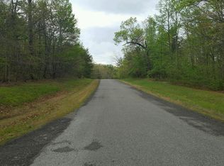 720 Saw Mill Rd, Monterey, TN 38574