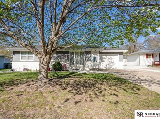 4821 S 57th St, Lincoln, NE 68516