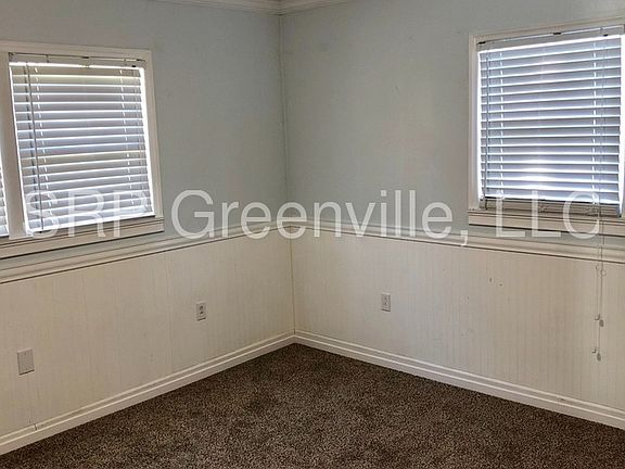 4th image of 519 Martha Ave