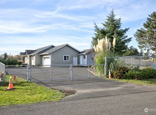 701 Wawona Ave SW, Ocean Shores, WA 98569