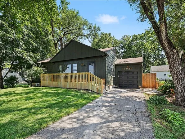 6029 Woodson St, Mission, KS 66202