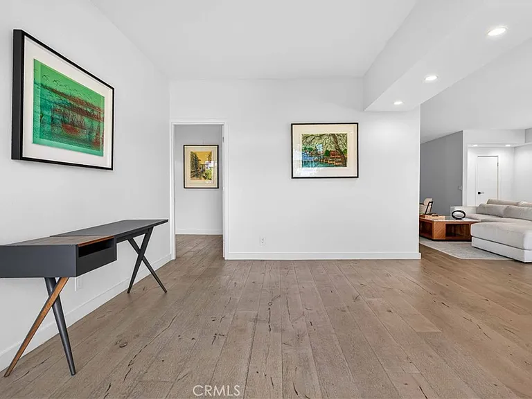838 N Doheny Dr #505 — Photo 14