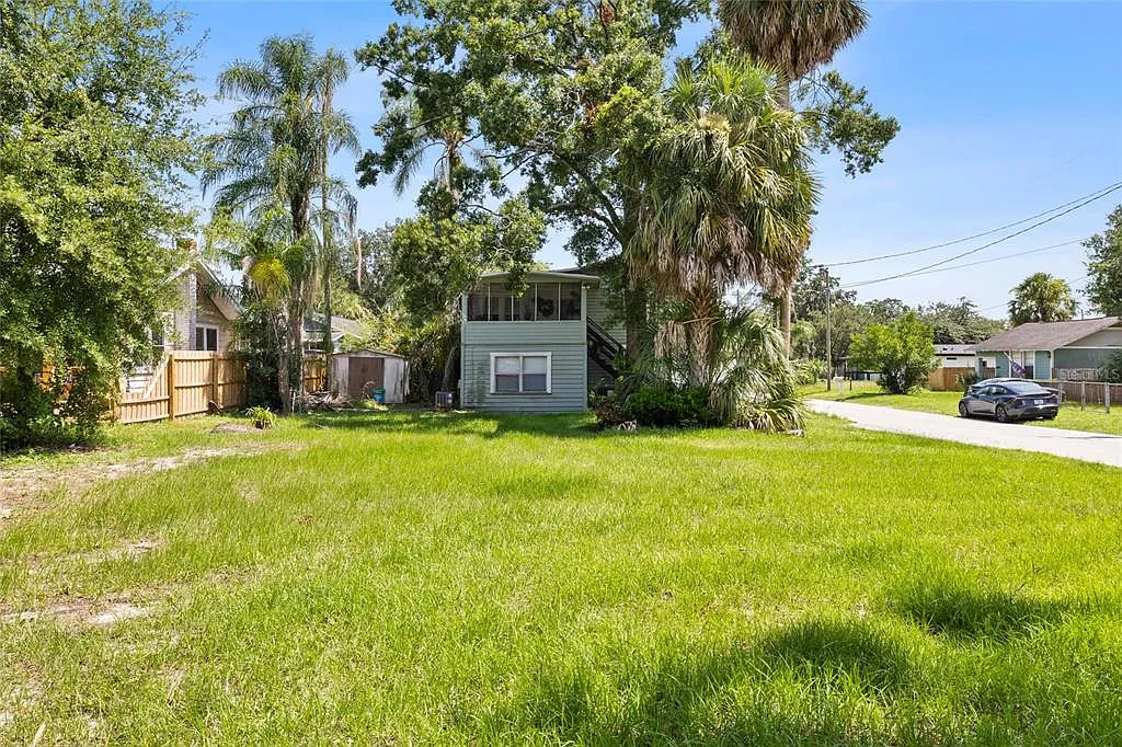 2 bed, 1.0 bath, 610 sqft, $1,565 — Photo 4