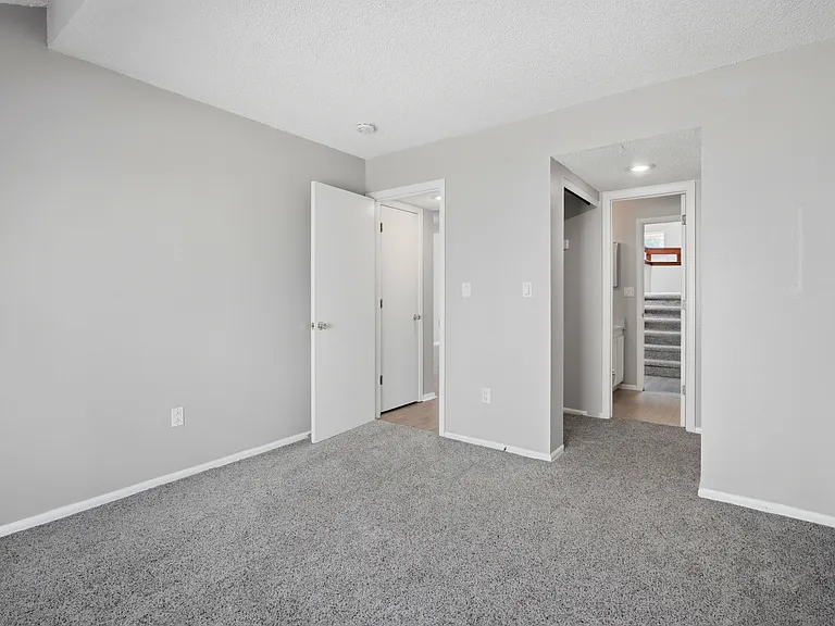 9010 Bear Mountain Dr — Photo 15