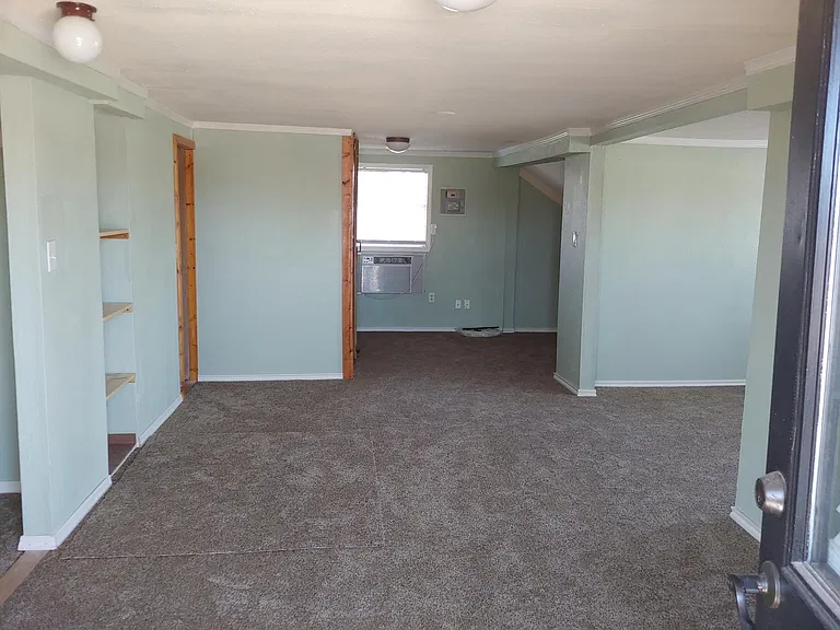 145 N Hackberry Ave — Photo 9