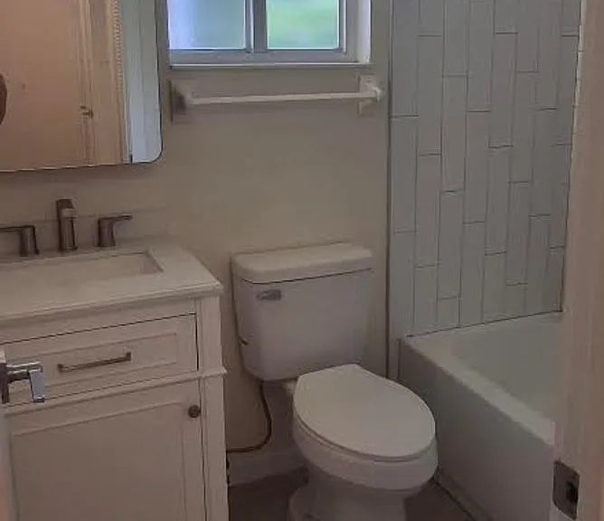 12255 Eastcove Dr — Photo 7