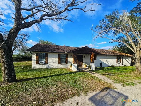 1024 Fm 1145, Kenedy, TX 78119