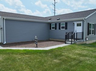 4414 Maple Leaf Trl, Flint, MI 48506