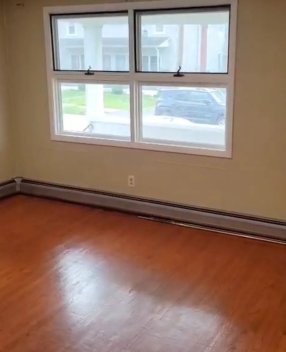 2 bed, 1314 sqft, $1,300 — Photo 4