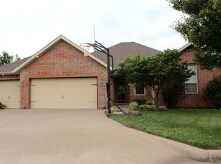 3258 W Frisco Ct, Springfield, MO 65810