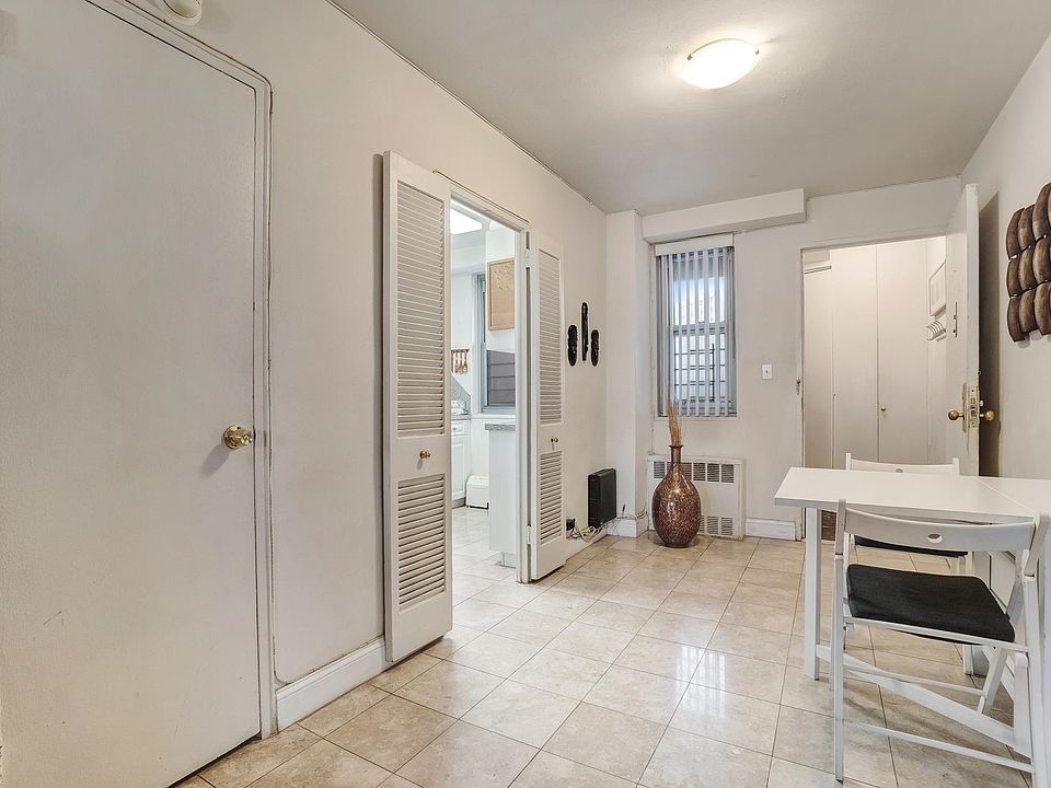 1st image of 6115 97th St APT 12F