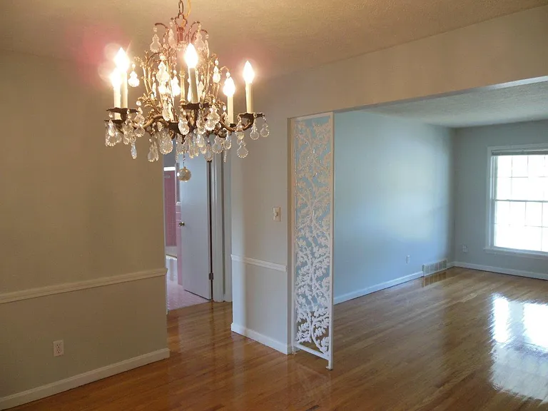 1932 Gardiner Ln #4 — Photo 8
