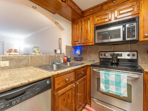 2045 N 3rd St Unit 104, Baton Rouge, LA 70802