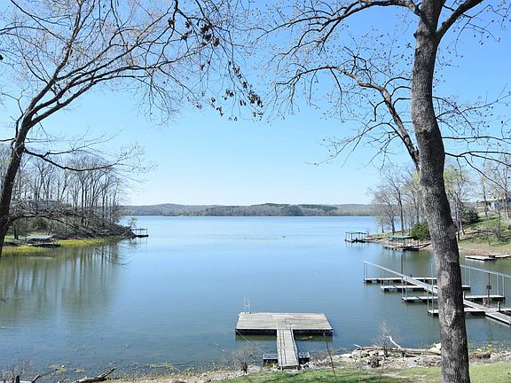 2nd image of 555 Randy Dr