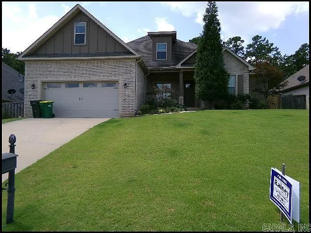 17 Rosans Ct